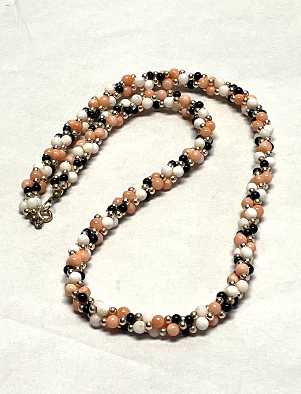 Vintage Coral Twisted Bead Necklace Pink White Black Gold 22in 35g